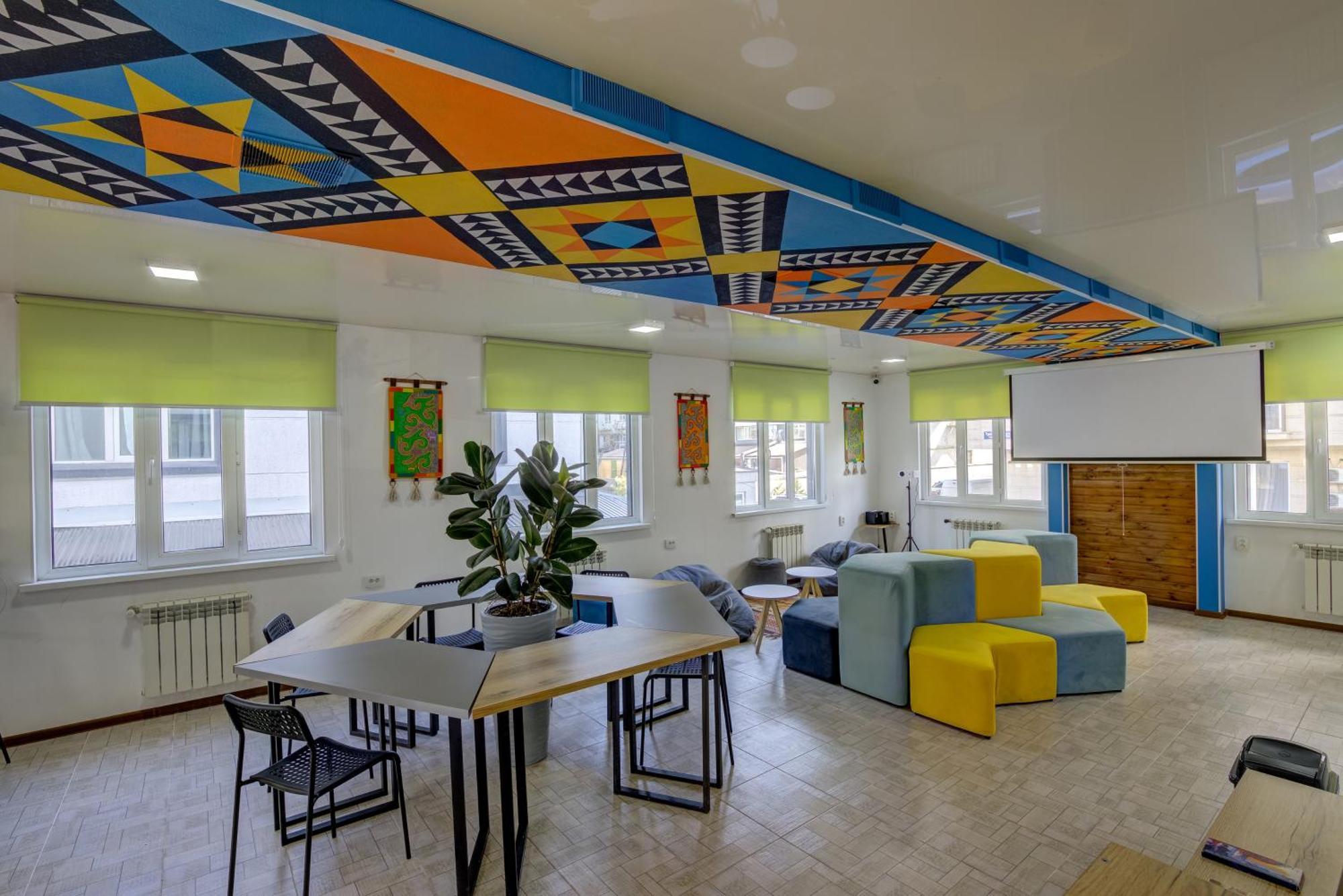 People Hostel & Coworking Bisjkek Eksteriør bilde